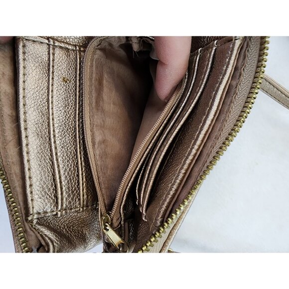 Maurices Beige Gold Basketweave Wristlet Wallet Small Crossbody Shoulder Purse - Picture 6 of 9